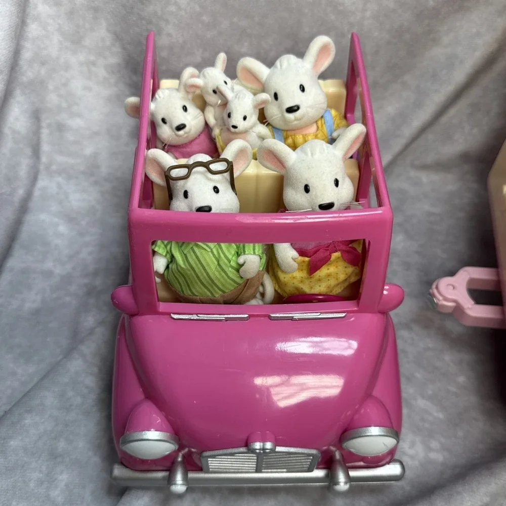 Lil Woodzeez Happy Camper Calico Critters Travel Trailer Jeep Car Pink Figures